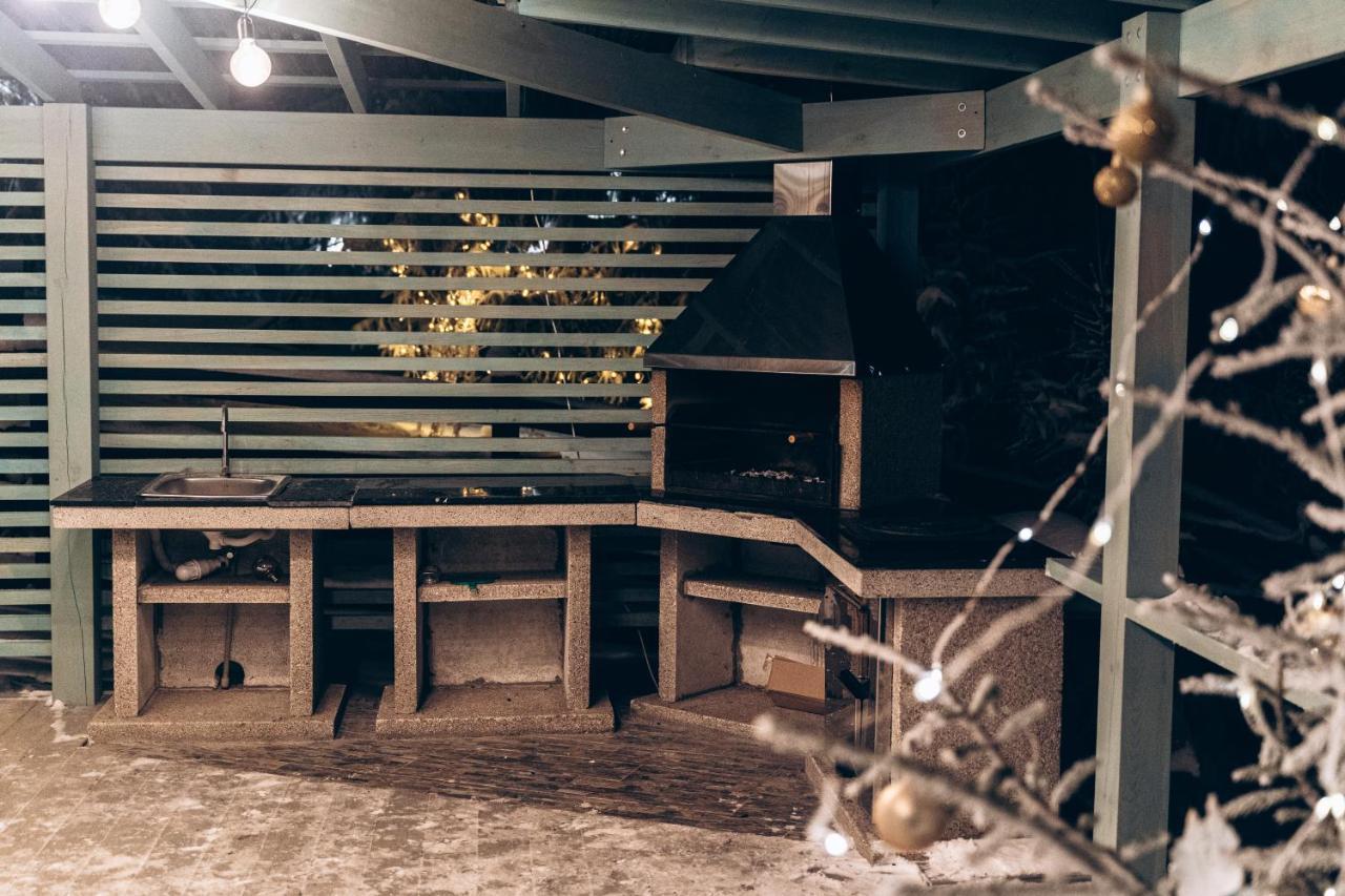 Space Place Yablunytsya Bagian luar foto